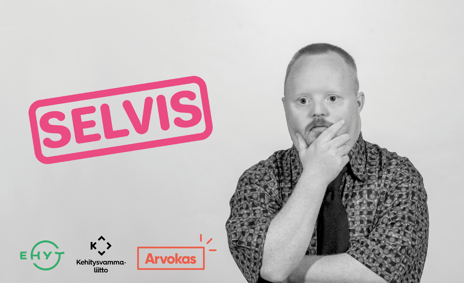 Kehitysvammainen henkilö pohdiskelevan näköisenä.